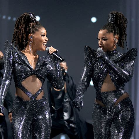 chloe x halle perform